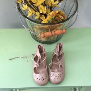 Shimmery strappy shoes